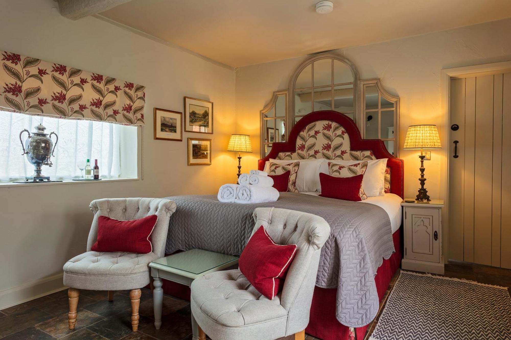 Holly Lodge Boutique B&B เธอร์สฟอร์ด ภายนอก รูปภาพ