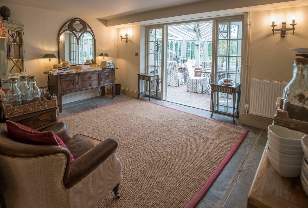 Holly Lodge Boutique B&B เธอร์สฟอร์ด ภายนอก รูปภาพ