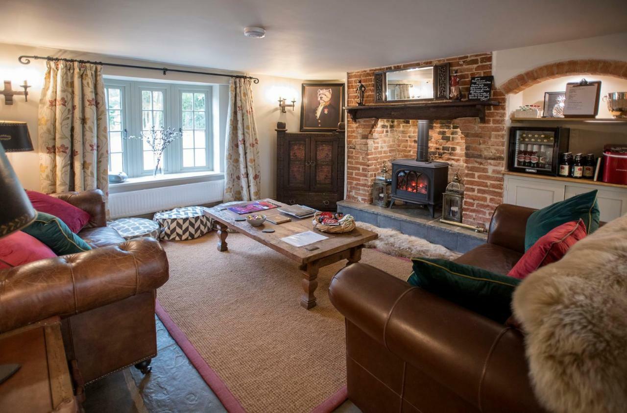 Holly Lodge Boutique B&B เธอร์สฟอร์ด ภายนอก รูปภาพ